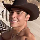 troypesss from onlyfans